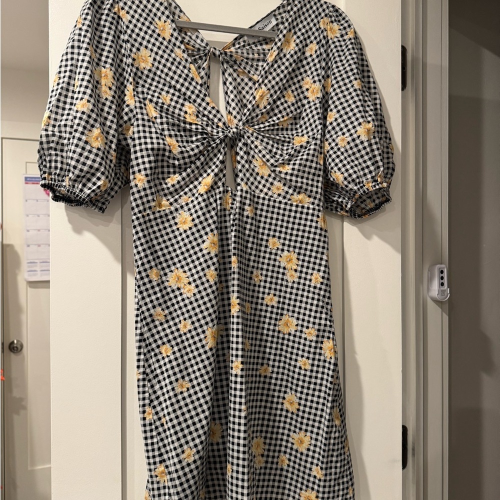 En Saison Black and White Gingham Dress with Yellow Floral Pattern